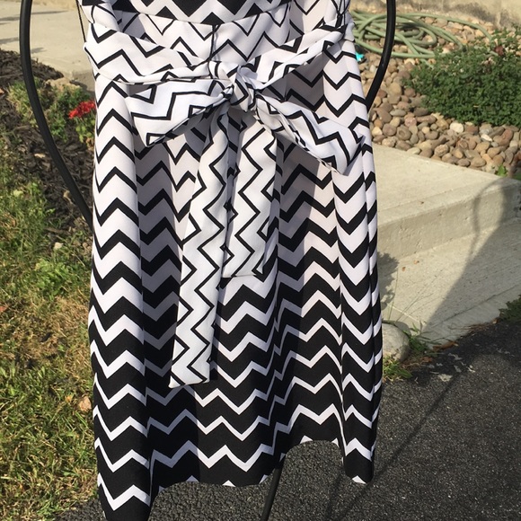 Emma & Michele - Picture 2 of 4